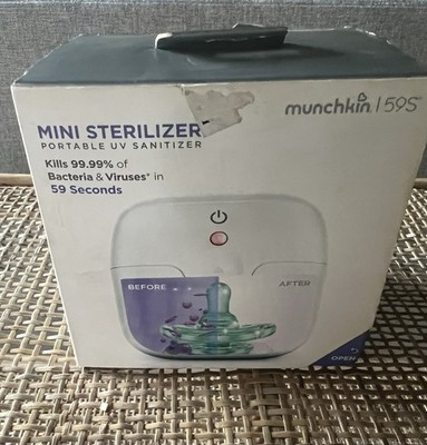 Munchkin 59S Portable Mini UV Sterilizer Child-Safe Removable Tray Auto Shut-Off
