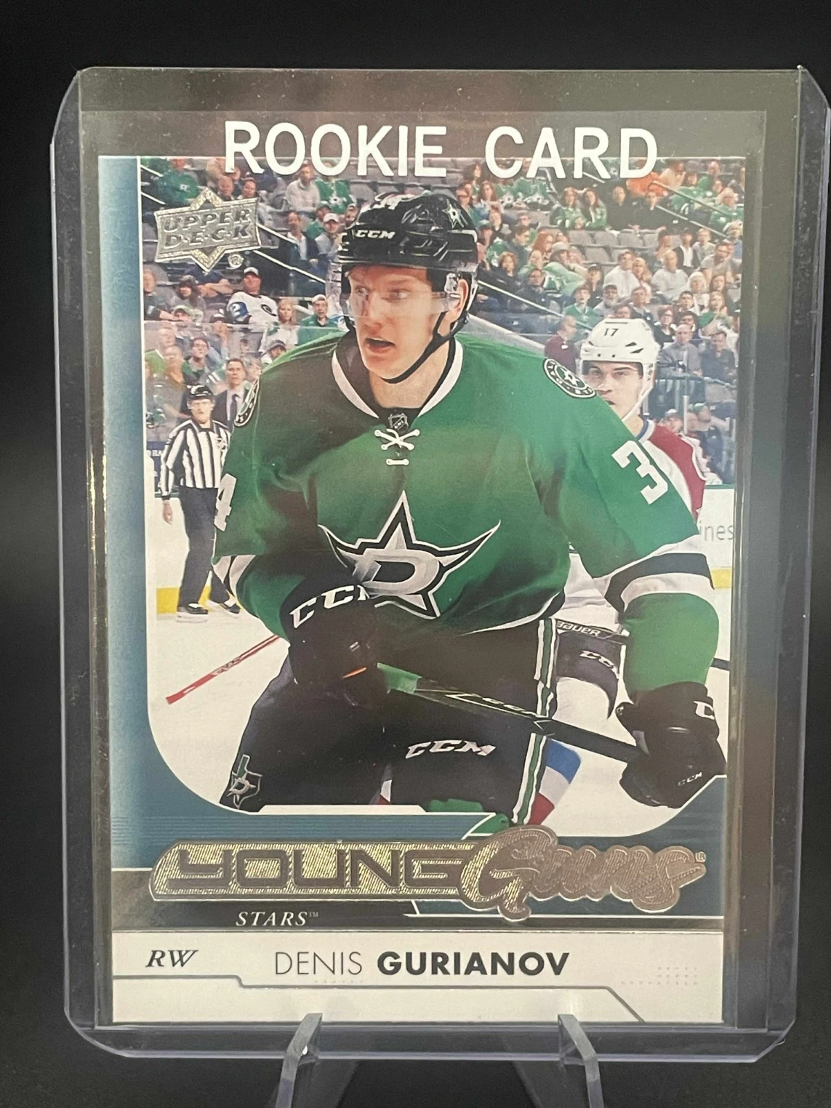 2017-18 Upper Deck Series 1 Young Guns Denis Gurianov #208