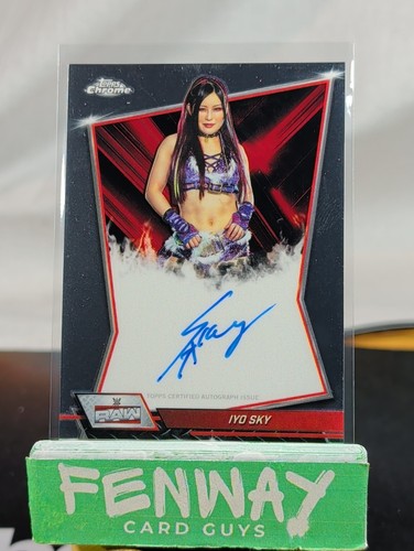 Iyo Sky Red Brand Auto 2026 Topps Chrome WWE #RBA-IYO