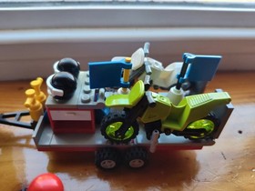 LEGO City 4433 Dirt Bike Transporter  Trailer