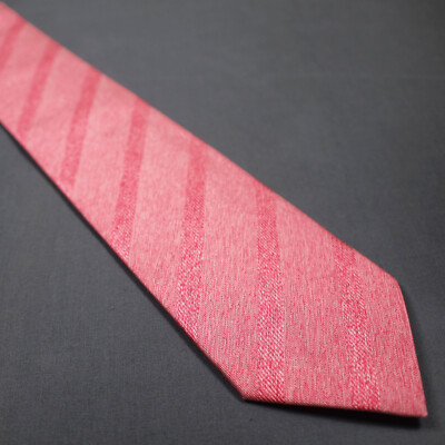 Neu ohne Etikett Mattabisch Napoli strukturierte 100% Seide Krawatte rosa Streifen Breite 9 cm