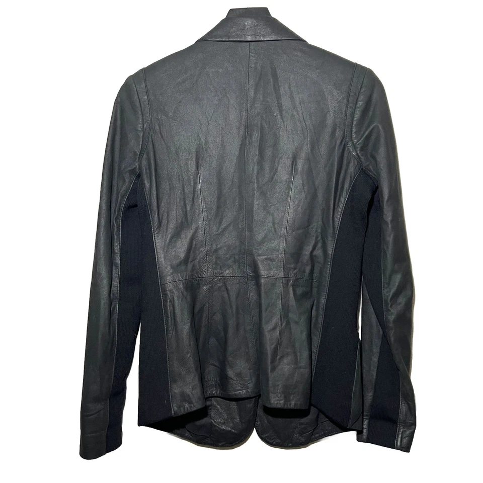 Vince Women’s Oiled Paper Leather Blazer Three Button Size 4 Black - Imagem 2 de 4