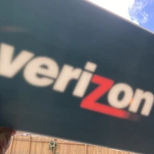 Vintage NEW Verizon Telephone Payphone Sign Logo Acrylic Phone Kiosk Peel Off￼