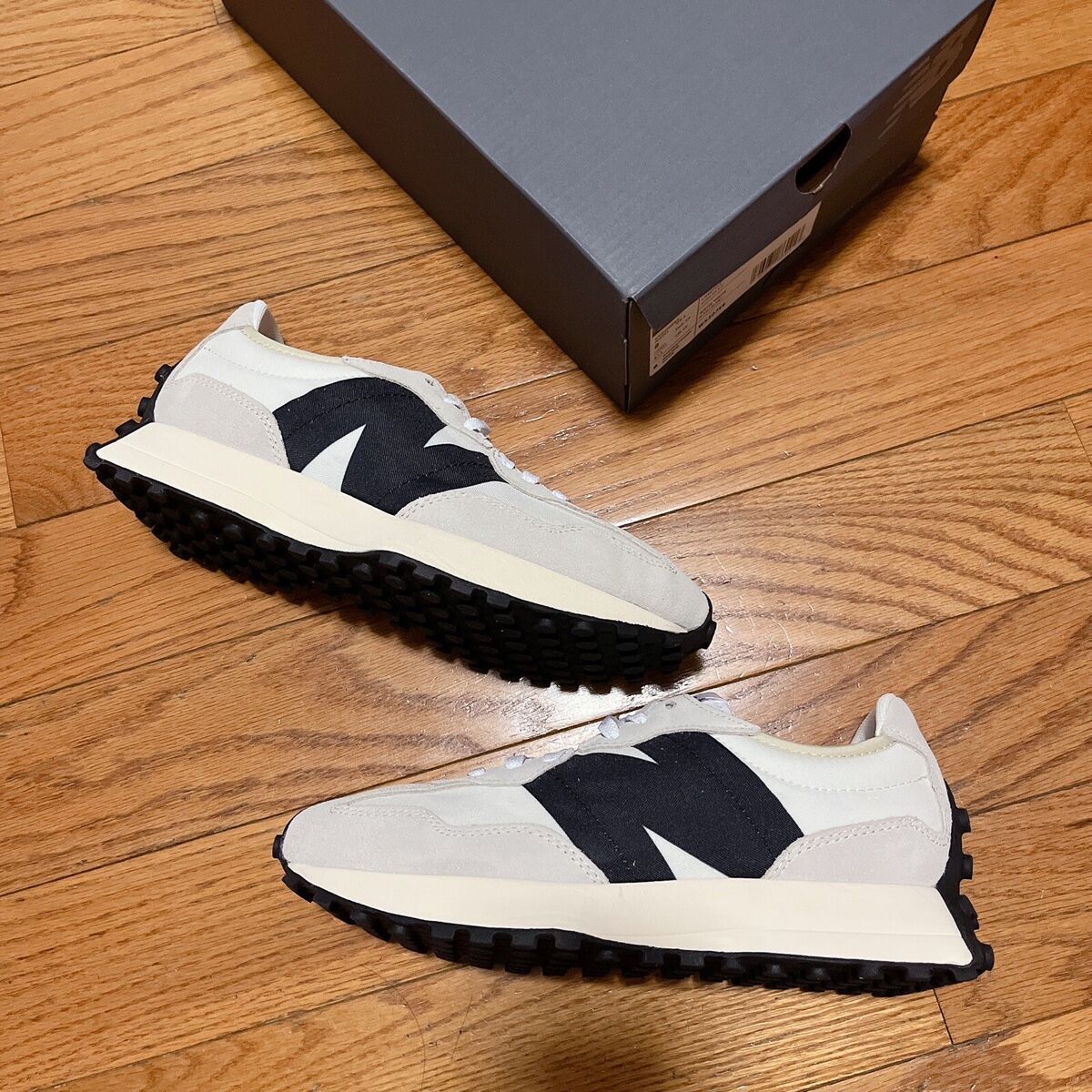 New Balance 327 Women's Sea Salt White Black Multi Sizes New New Balance 327 Women's Sea Salt White Black Multi Sizes New