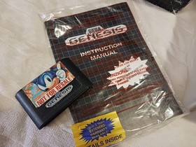 1991 SEGA GENESIS Model 1 Console 1601 W/ ORIGINAL BOX & 15 Games Street Fighter