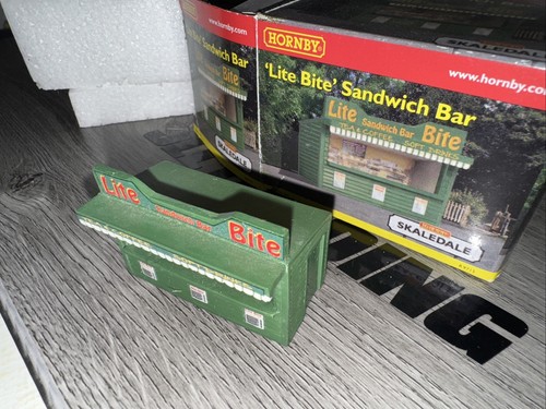 Hornby Lite Bite Sandwich Bar R9715 - Picture 4 of 6