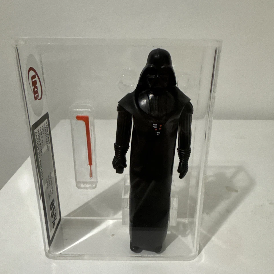 Vintage Star Wars 1977 Darth Vader Figure UKG 85 Not AFA - Image 4 of 4
