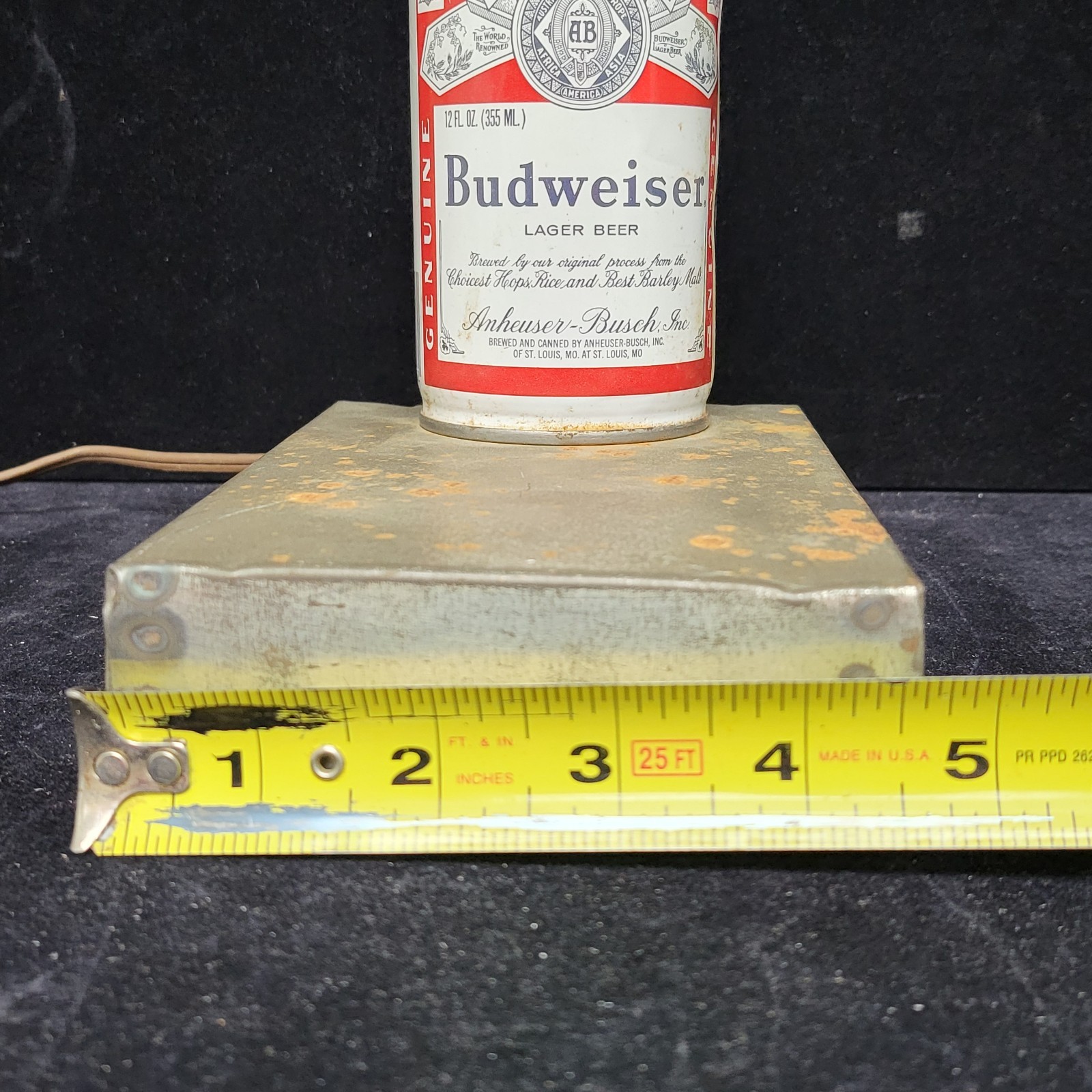 Vintage Budweiser BEER CAN LIGHT Electric Lamp Working
