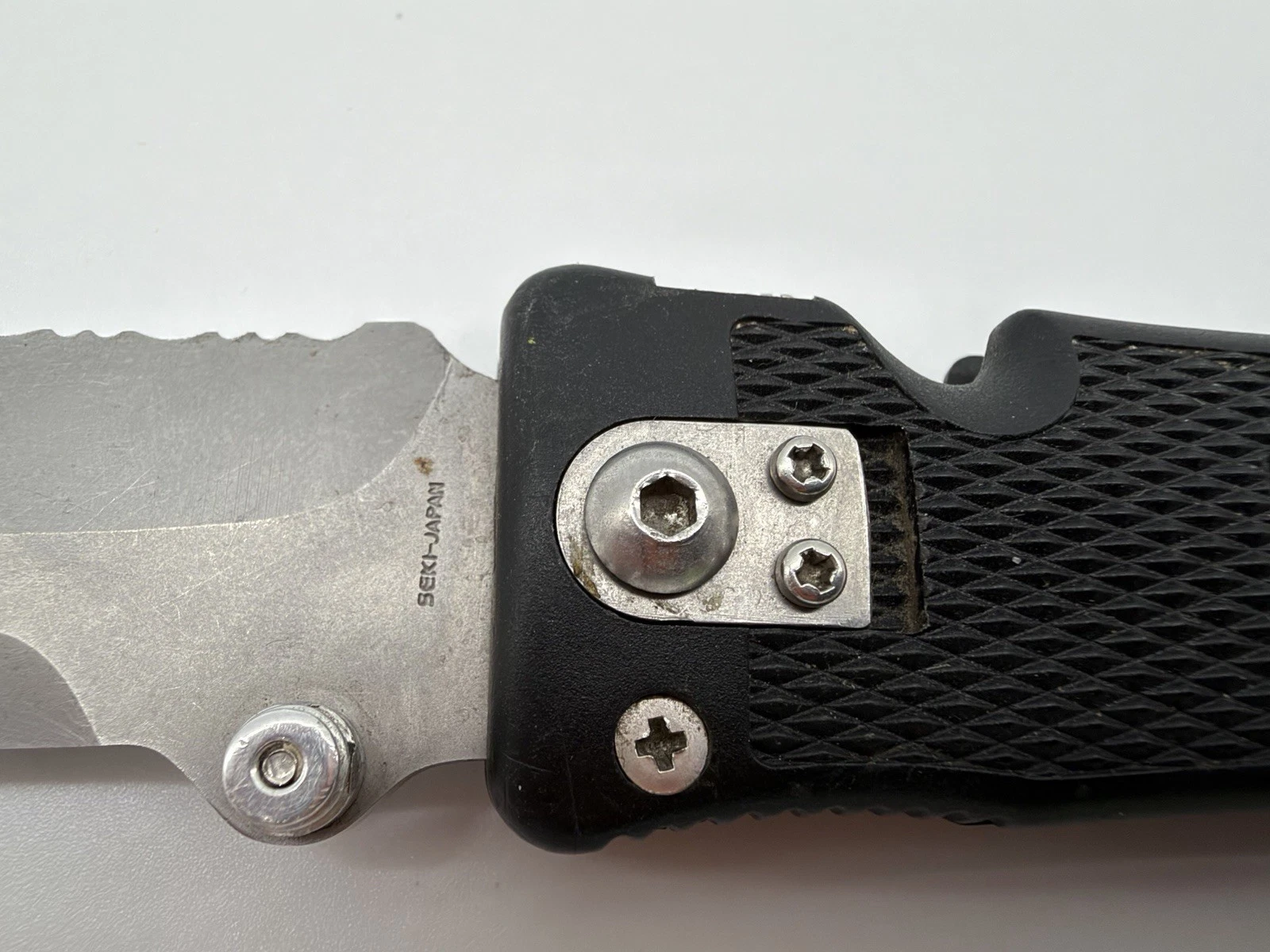 SOG Pentagon Elite I Knife Seki Japan 4in Serrated Blade Used Early version image 7