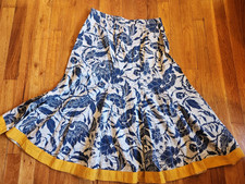 Old Navy Blue and White Floral Cotton Skirt with Yellow Trim Size Small