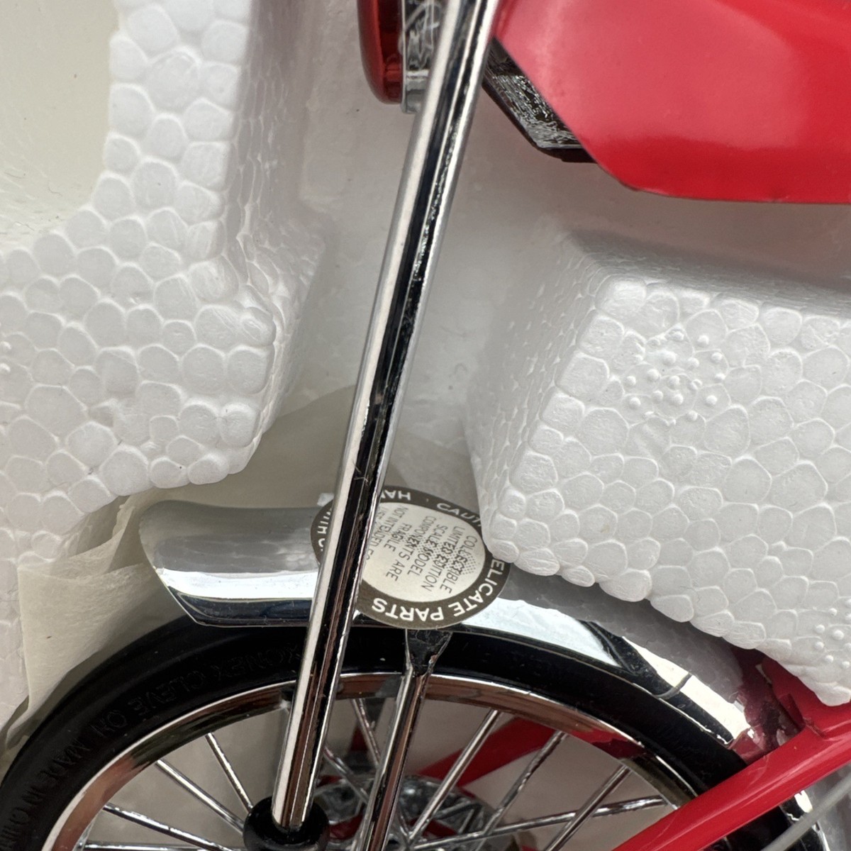 Xonex Schwinn '69 Sting-Ray Apple Krate Bicycle 1:6 Scale Diecast