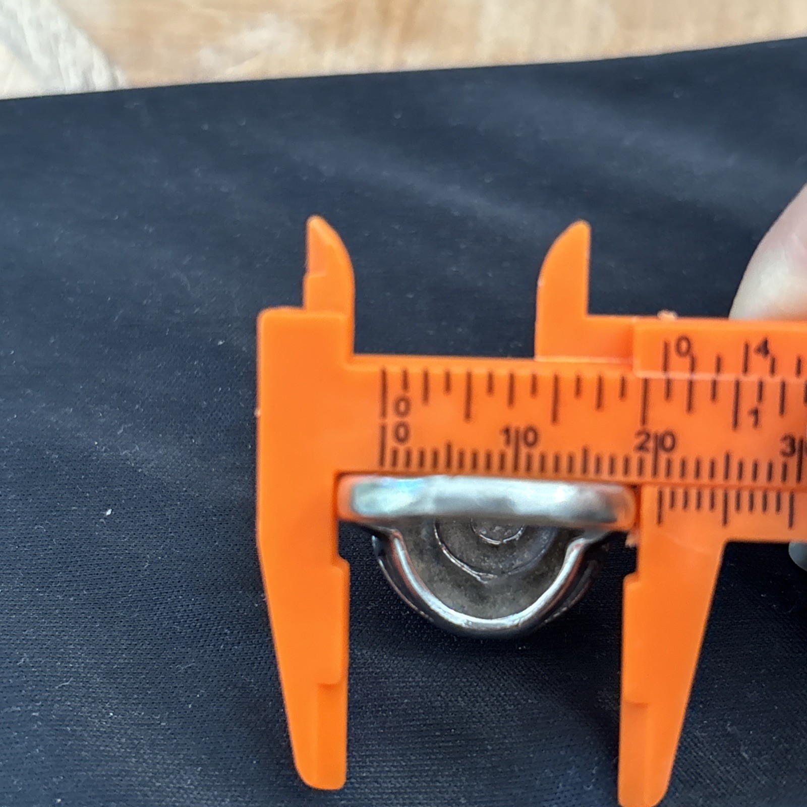 925 Solid Sterling Silver Ring - image 9