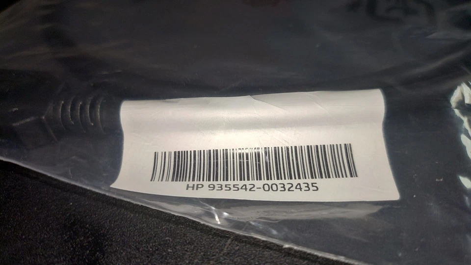 2-foot {HP} USB 3.0 A-to-B Cable {935542-0032435} - Image 3 of 4