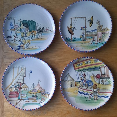 VINTAGE 4er Set Dekoteller ZIRKUS HANDBEMALT ITALIEN NUMMERIERT  20cm d