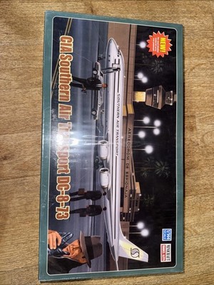 MiniCraft CIA Southern Air Transport DC-8-73 1:144 Kit 14544  Bagged Par Sealed