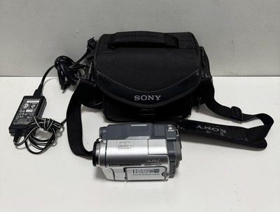 Sony Handycam DCR-TRV260 Camcorder Digital8 20x USB SteadyShot Silver Gray