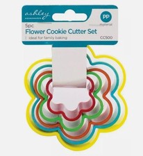 Set of 5 Cookie Cutters Molds Flower Shape Small Plastic Biscuit Cutter Set