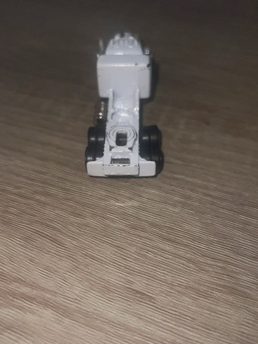 Universal Product Kenworth Semi Truck Cab White 1978 Made in Hong Kong - Picture 7 of 8