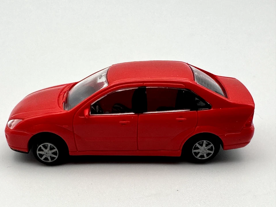 RIETZE AUTO MODELLE FORD FOCUS, КРАСНЫЙ, МАСШТАБ 1:87 HO, НОВЫЙ В КОРОБКЕ, ЛОТ B - Изображение 3 из 4