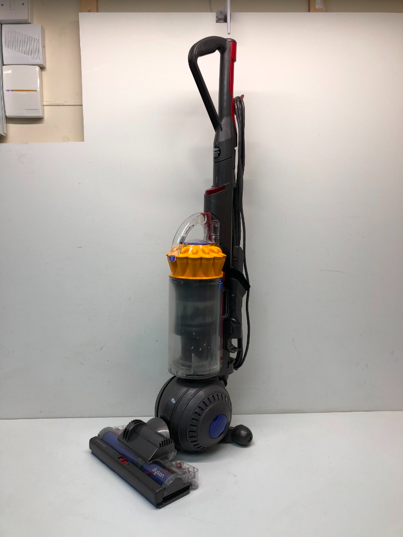 Dyson DC40 Upright Vacuum Cleaner eBay