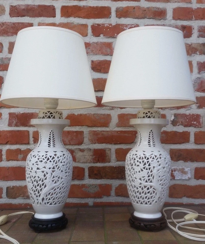 par de lámparas mediados de siglo porcelana ajouré chino vintage jarrón blanco Foto 3 de 4