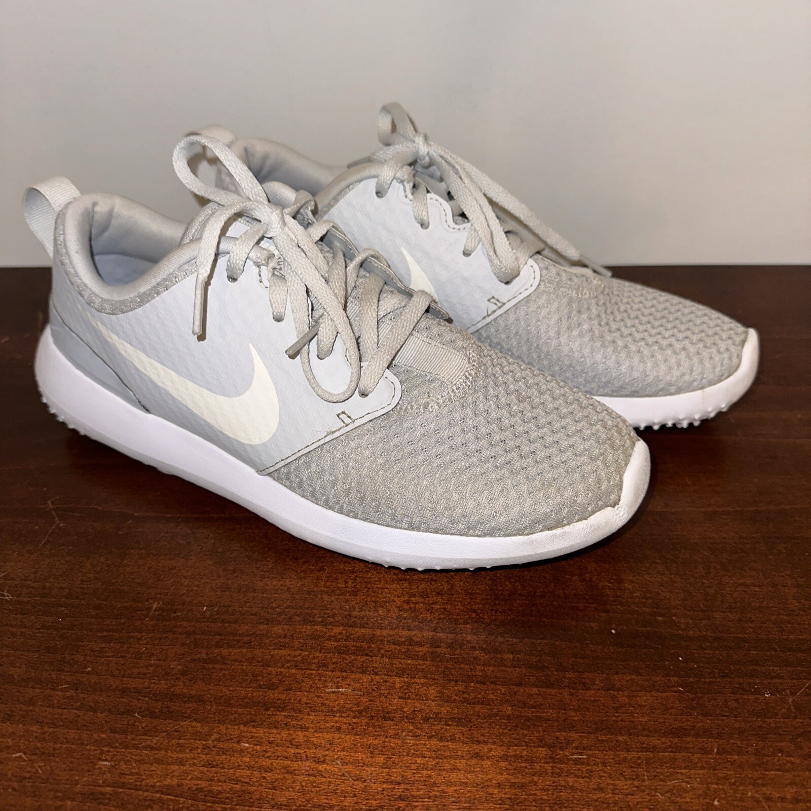 Nike Roshe G Golf Shoes CD6065 003 Platinum Metallic White Women’s Size 7.5