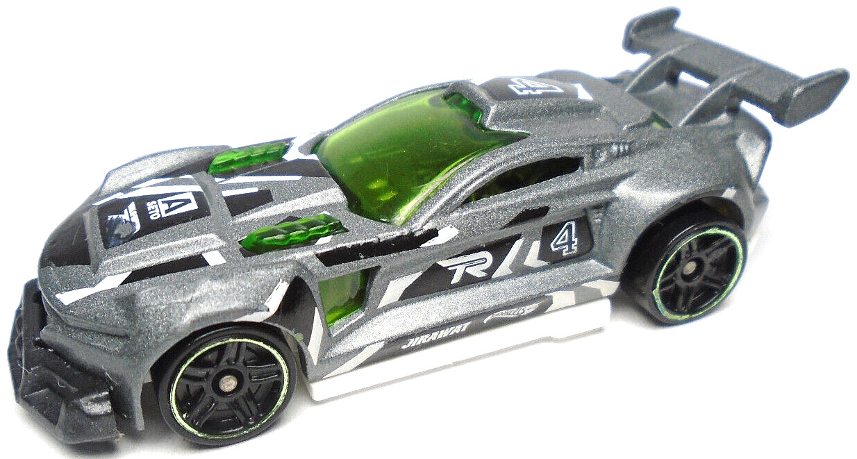 2022 HOT WHEELS TRACK RIPPER #4 SILVER 2 7/8" DIECAST RACE CAR W/ GREEN & BLACK