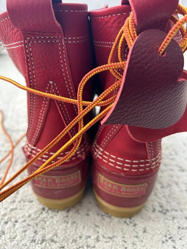 NEW LL Bean Womens Limited Edition Red Leather Heart Duck Boots Size 9 M - Picture 6 of 7