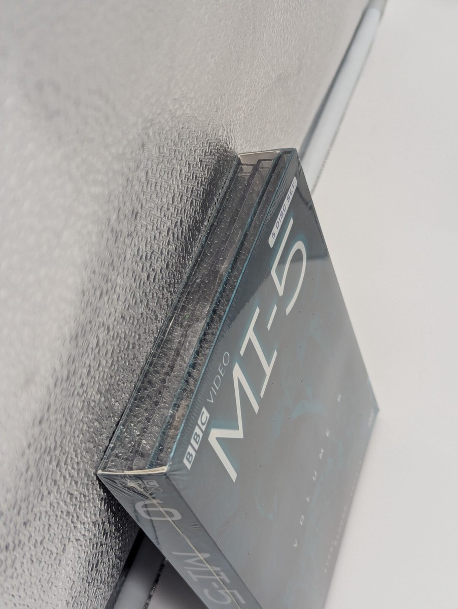 MI-5, Volume 6 (5 DVDs + Slipcover) British, MINT, FACTORY