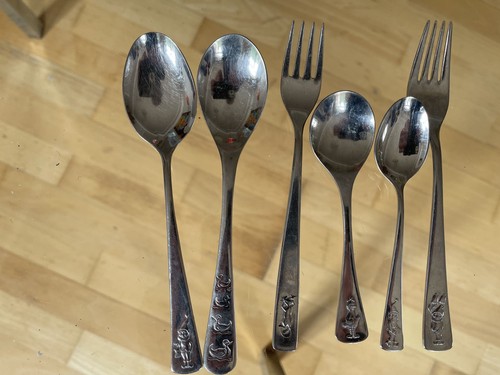 6 tlg. Kinder Ess Besteck Edelstahl mit Figuren Löffel Gabel Kinderessbesteck