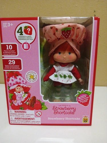 Strawberry Shortcake 5.5" Retro Fashion Doll - SDCC 2024 Exclusive
