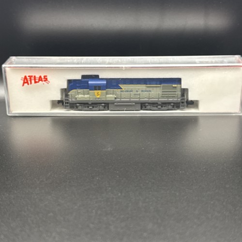 NIB N ATLAS-KATO 42602 ALCO RS-11 Locomotive D&H #5003 - Picture 3 of 8
