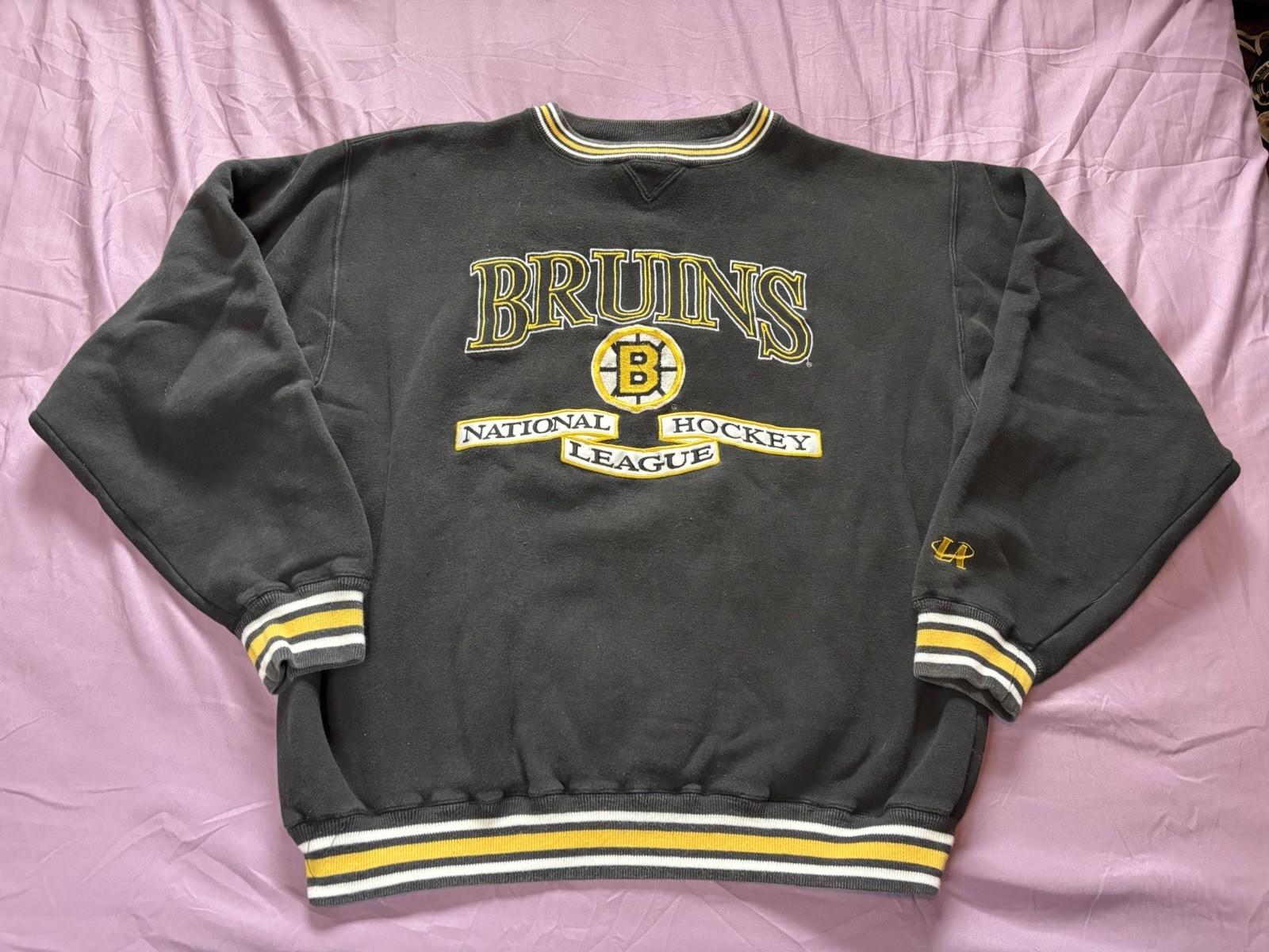 Vintage Boston Bruins Sweatshirt Mens XL Black Yellow NHL Hockey Logo Athletic