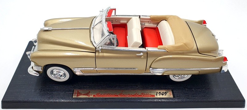 Road Legends 1/18 Scale 92309 - 1949 Cadillac Coupe De Ville