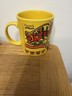 BASSETTS JELLY BABIES VINTAGE RETRO RARE CERAMIC MUG GREAT NOVELTY