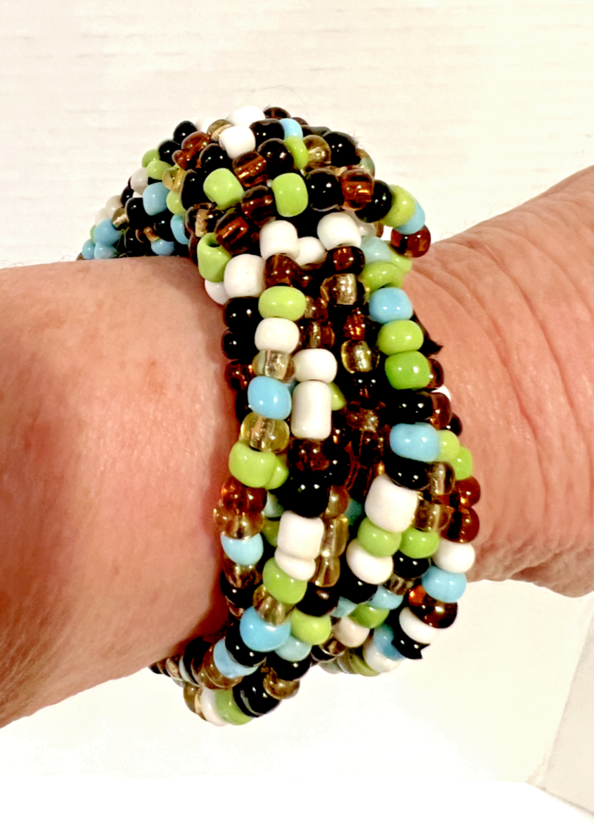 Multicolor Beaded Belt with Wooden Buckle and bracelet. Buy Handcrafted Multi Color Southwestern Seed Beaded Stretch  main image 3