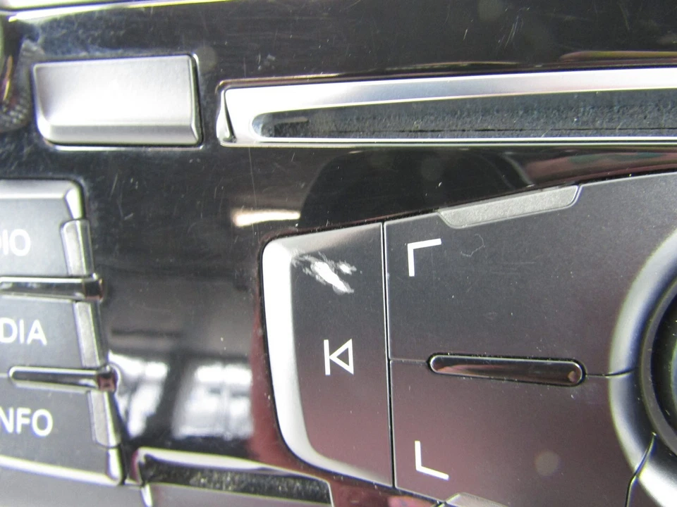 AUDI A4 B8 2011 Autoradio CD Radio Player 8R2035186 AUDI A5 - Bild 2 von 4