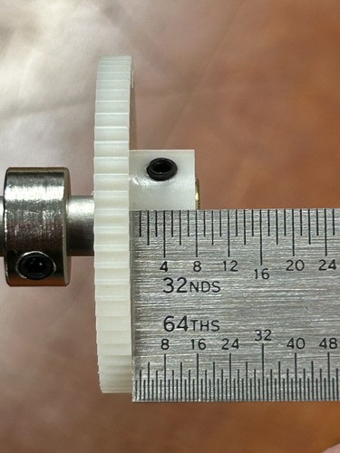 QTY 1 STOCK INGRANAGGI INGRANAGGI IN PLASTICA PASSO 48 64 DENTI FORO 1/4” CON SET VITI - Foto 13 di 16