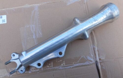 Suzuki GT380K/L Front Fork Slider 51130-33130, Genuine, NOS - Picture 3 of 5