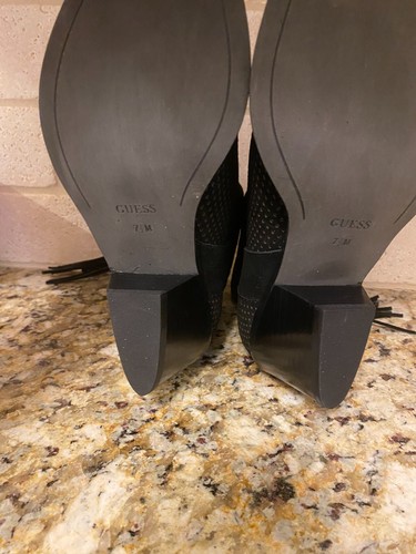 Nuevo con caja - Botines de cuero Guess Talzay para mujer gamuza negra talla 7,5 M - Imagen 8 de 12