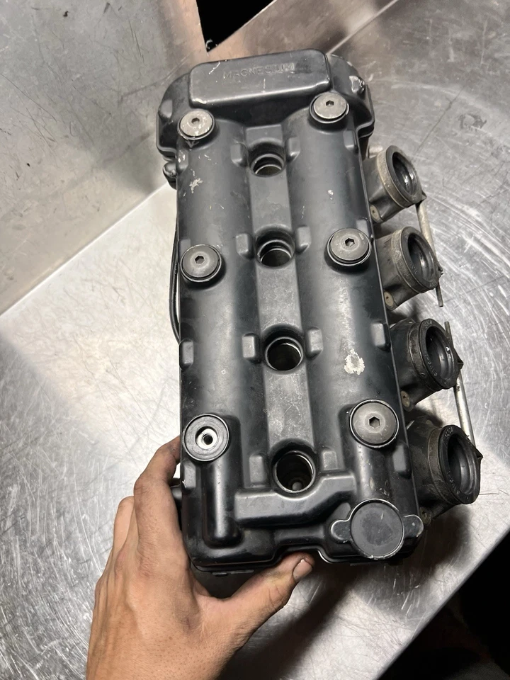 Suzuki GSXR600 GSXR 600 culata levas válvula motor OEM genuino 2000 Foto 2 de 4