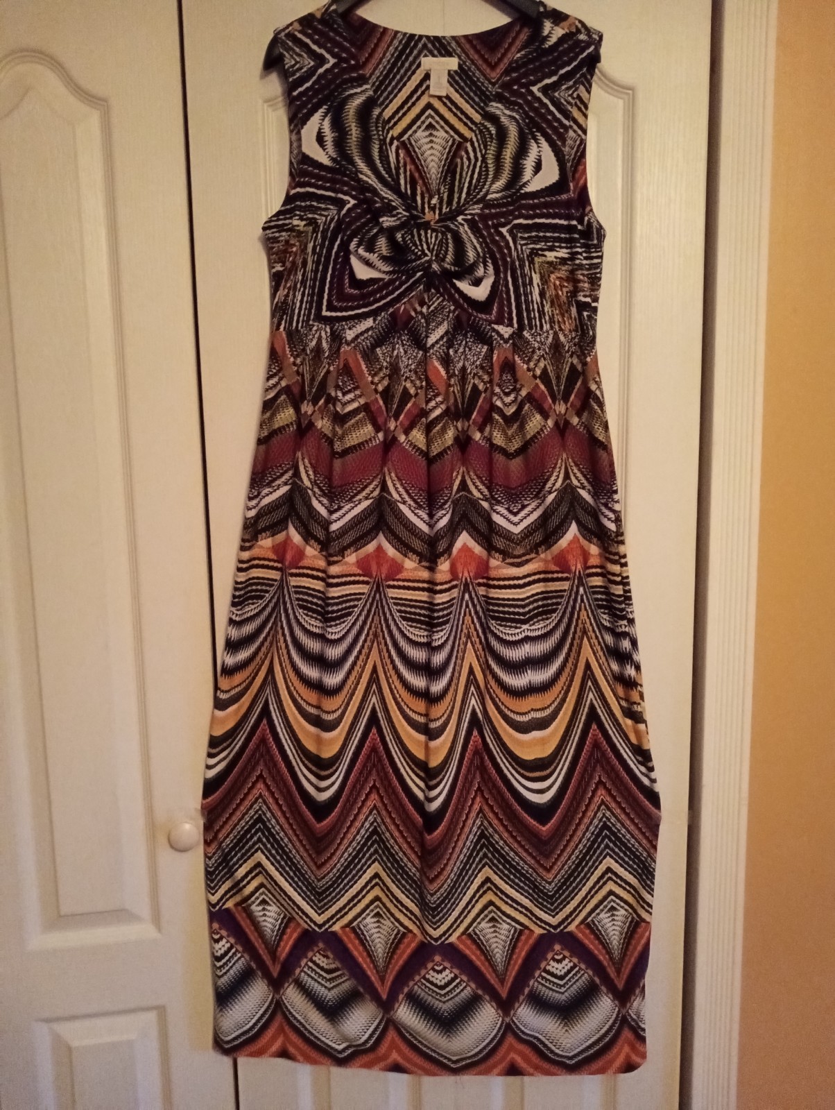 Picture 1 of 4