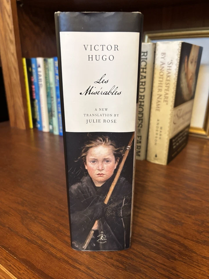 Les Miserables. Victor Hugo. 1st HC Ptg thus. Modern Library 2008. Near Fine Foto 4 de 4
