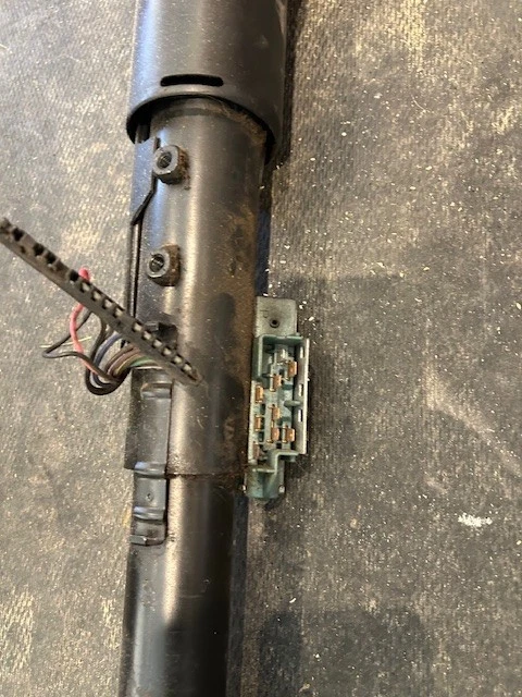 Columna de dirección del Pontiac Firebird 1969 convertible Foto 3 de 4