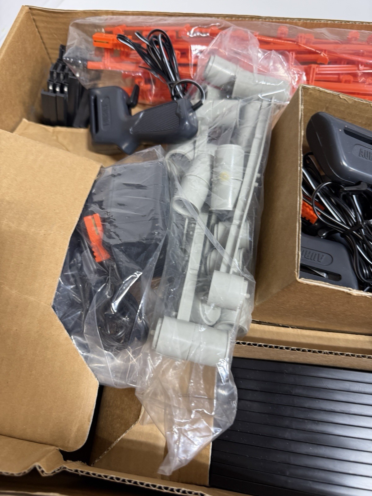 SLOT CARS TOMY TEAM AFX SUPER INTERNATIONAL RACE SET HO SCALE ROAD RACING