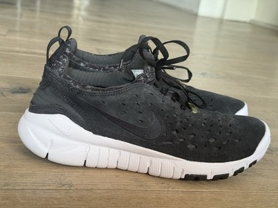 Nike Free Run 5,0  Trail Schwarz Art.CW5814-001 Gr.42( US 8,5  ) Top Zustand