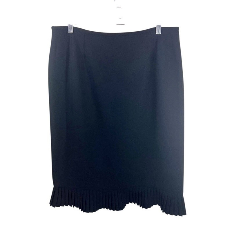 JONES STUDIO Women’s Size 14 Pencil Skirt Pleated Hem Solid Black Lined Career