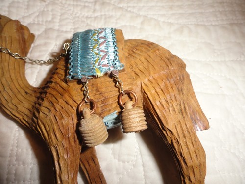 Vintage3 Hand Carved Wooden Camels & ~ 4.5 to 6.5" with saddle - Picture 2 of 4