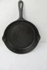 #8 Griswold Vintage Cast Iron Skillet-704A Restored 👉No Wobble.
