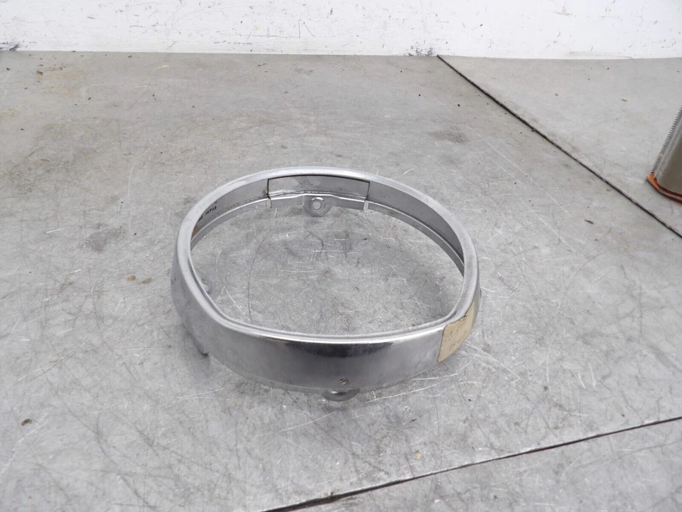 NOS Genuine Suzuki Headlight Rim/Ring T500 T305 TC305 T350 T250 35111-15613 - Image 2 of 4